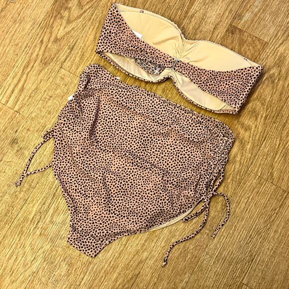 A Pea in the Pod Maternity Animal Print Convertible Two-Piece Swimsuit Set - Picture 6 of 12